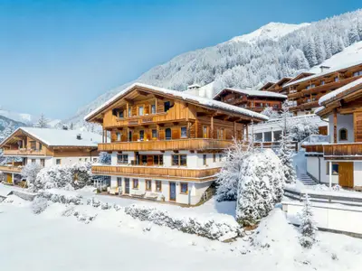 Außenseite Ferienhaus [Winter]