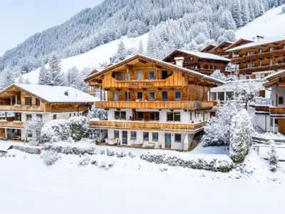 Außenseite Ferienhaus [Winter]