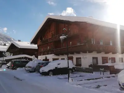 Hausansicht vom Dorf