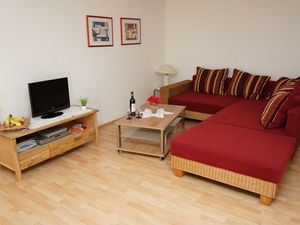 18778683-Ferienwohnung-4-Alpirsbach-300x225-1