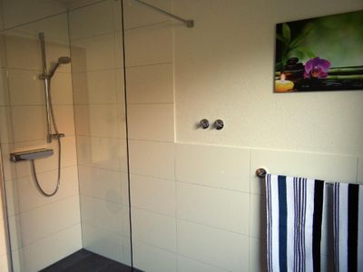 Bad mit Walk-In Dusche