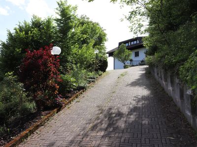 Zufahrt zum Haus Höhneck.