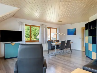 Photo, INSIDE, OUTSIDE