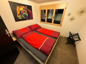 22620011-Ferienwohnung-5-Alpthal-300x225-4