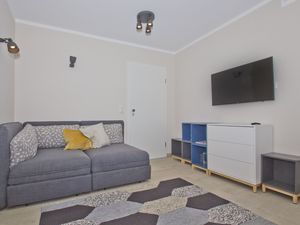 23956849-Ferienwohnung-3-Alt Reddevitz-300x225-2