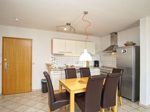 23069561-Ferienwohnung-4-Alt Reddevitz-300x225-5