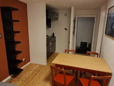 Blick zur Eingangstüre
