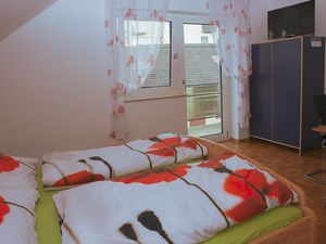 22489267-Ferienwohnung-6-Altdorf (Mittelfranken)-300x225-5