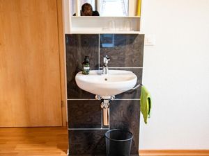 22809147-Ferienwohnung-5-Altdorf UR-300x225-5