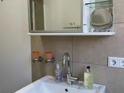 Spiegel im Badezimmer der Ferienwohnung "am Kittken"