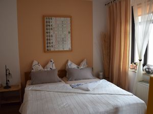 23480335-Ferienwohnung-2-Altenburg-300x225-3