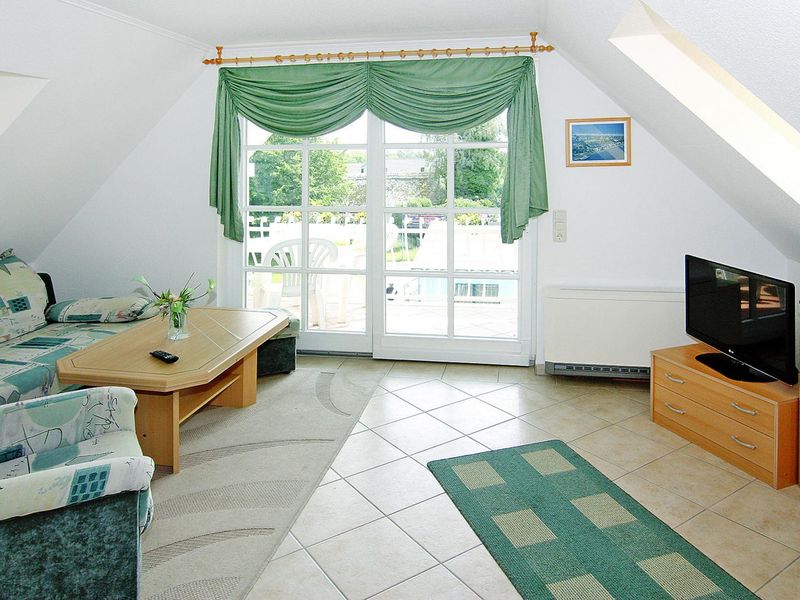 23291385-Ferienwohnung-4-Altenkirchen (Rügen)-800x600-2