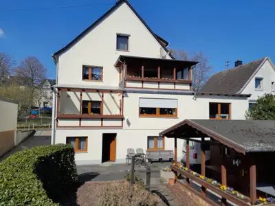 Hintere Hausansicht