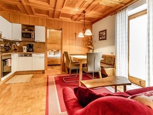 24001119-Ferienwohnung-4-Altenmarkt im Pongau-300x225-2