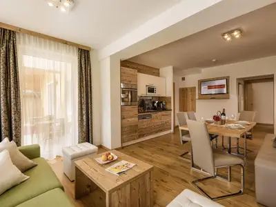 das-Burghard-Appartement-Wohnraum