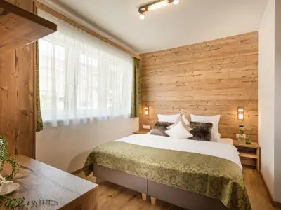 das-Burghard-Appartement-Schlafzimmer