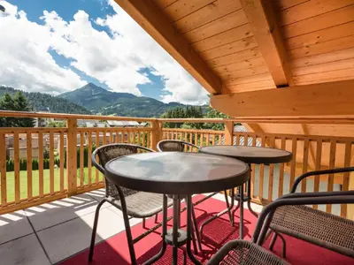 das-Burghard-Appartements-Balkon