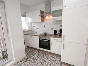 23938324-Ferienwohnung-5-Altfunnixsiel-300x225-5