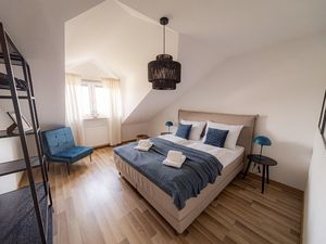 23952210-Ferienwohnung-4-Altötting-300x225-1