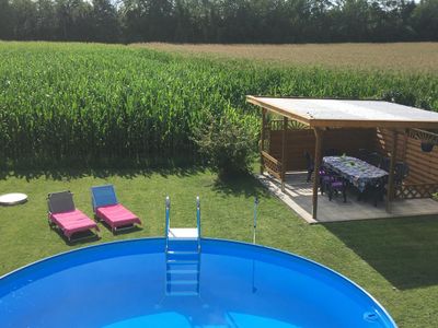 Pool mit Pergola