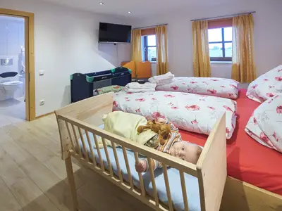 Schlafzimmer Babybett