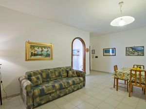 22954025-Ferienwohnung-4-Amalfi-300x225-3