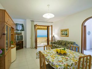 22954025-Ferienwohnung-4-Amalfi-300x225-4