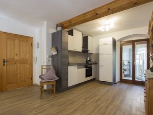 22649273-Ferienwohnung-4-Amberg-300x225-4