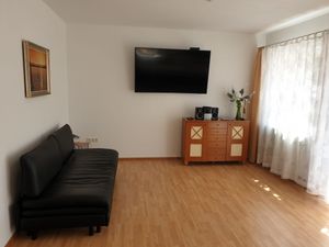 23663964-Ferienwohnung-4-Amberg-300x225-5