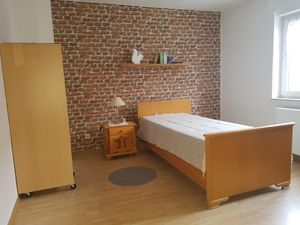 23921807-Ferienwohnung-4-Amöneburg-300x225-4