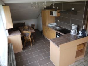 18080201-Ferienwohnung-7-Amorbach-300x225-5