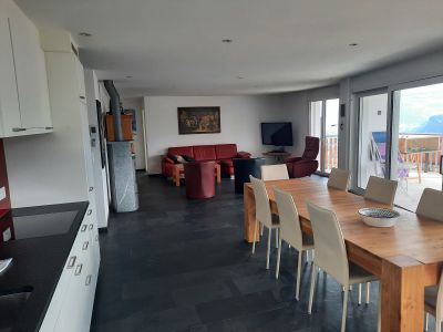 Ferienwohnung Spilgè - Küche/Wohnzimmer