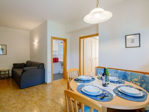 23847086-Ferienwohnung-4-Andriano-300x225-1