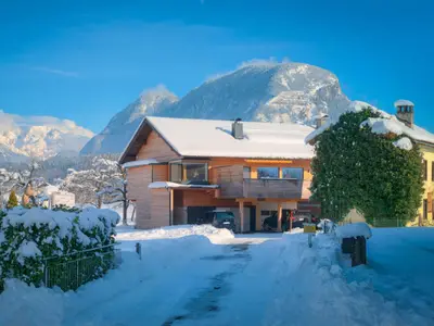 Außenseite Ferienhaus [Winter]