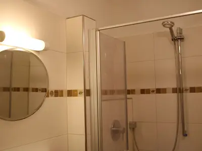 Ihr Badezimmer mit Dusche