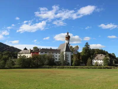 Höglwörth