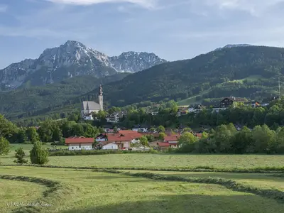 Anger am Fuße des Hochstaufens