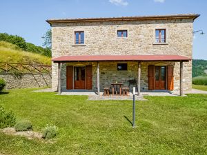 19351436-Ferienwohnung-5-Anghiari-300x225-1