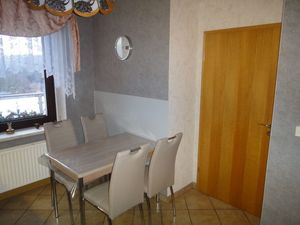 23952737-Ferienwohnung-4-Annaberg-Buchholz-300x225-1