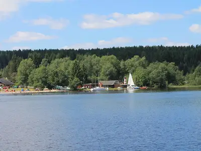 Badesee Greifenbachstauweiher mit Bootsausleihe