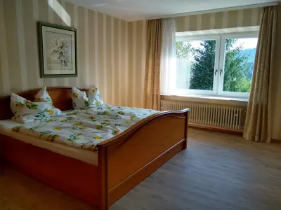 Ferienwohnung für 6 Personen (90 m²) in Annweiler Am Trifels 2/9