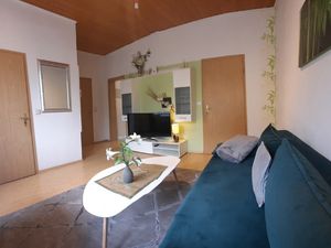 23993193-Ferienwohnung-2-Ansbach-300x225-2