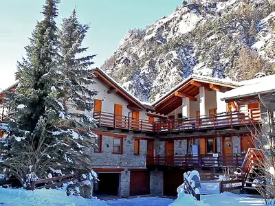 ExteriorWinter