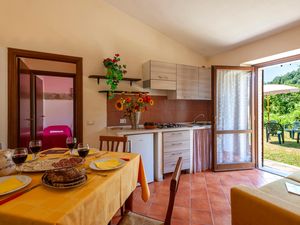 23725433-Ferienwohnung-7-Apecchio-300x225-3