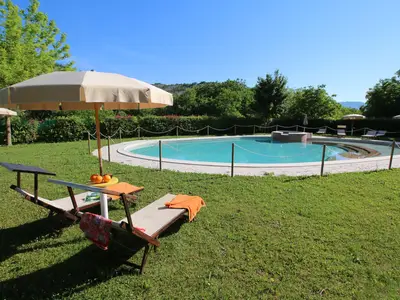 PoolOfHouse