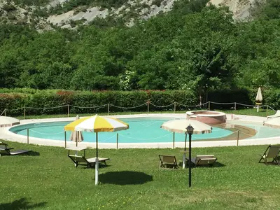PoolOfHouse