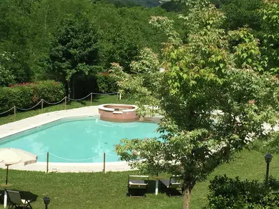 PoolOfHouse