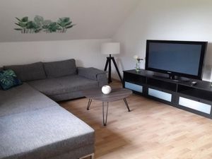 24047235-Ferienwohnung-4-Apen-300x225-3