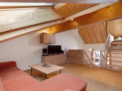 Photo, INSIDE, OUTSIDE