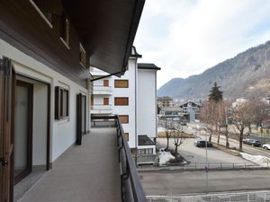 23866792-Ferienwohnung-5-Aprica-300x225-3